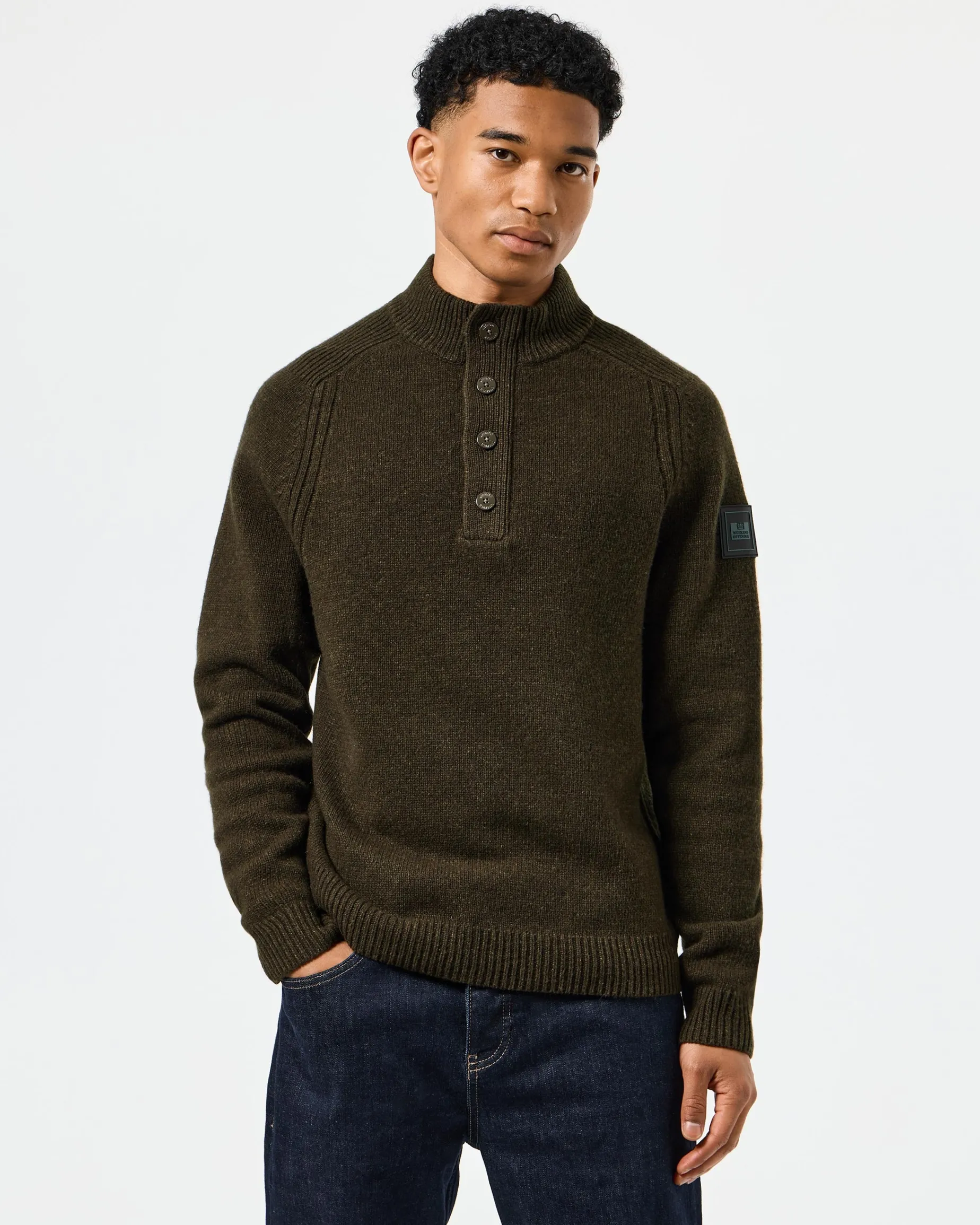 Castillos – Gestrickter Pullover aus Wolle mit Viertelhalsausschnitt,