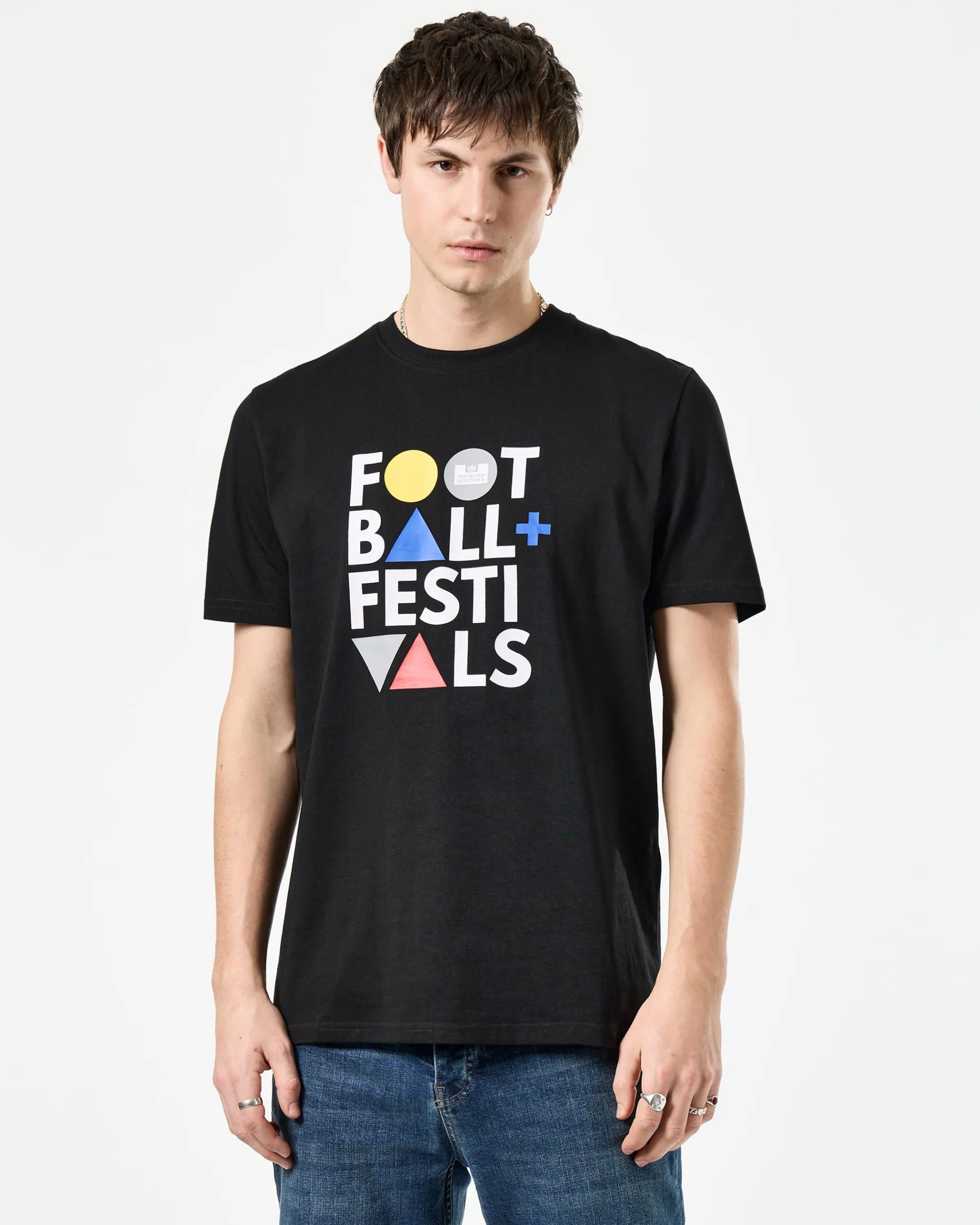 T-Shirt mit Grafik „Football + Festivals“ in Schwarz